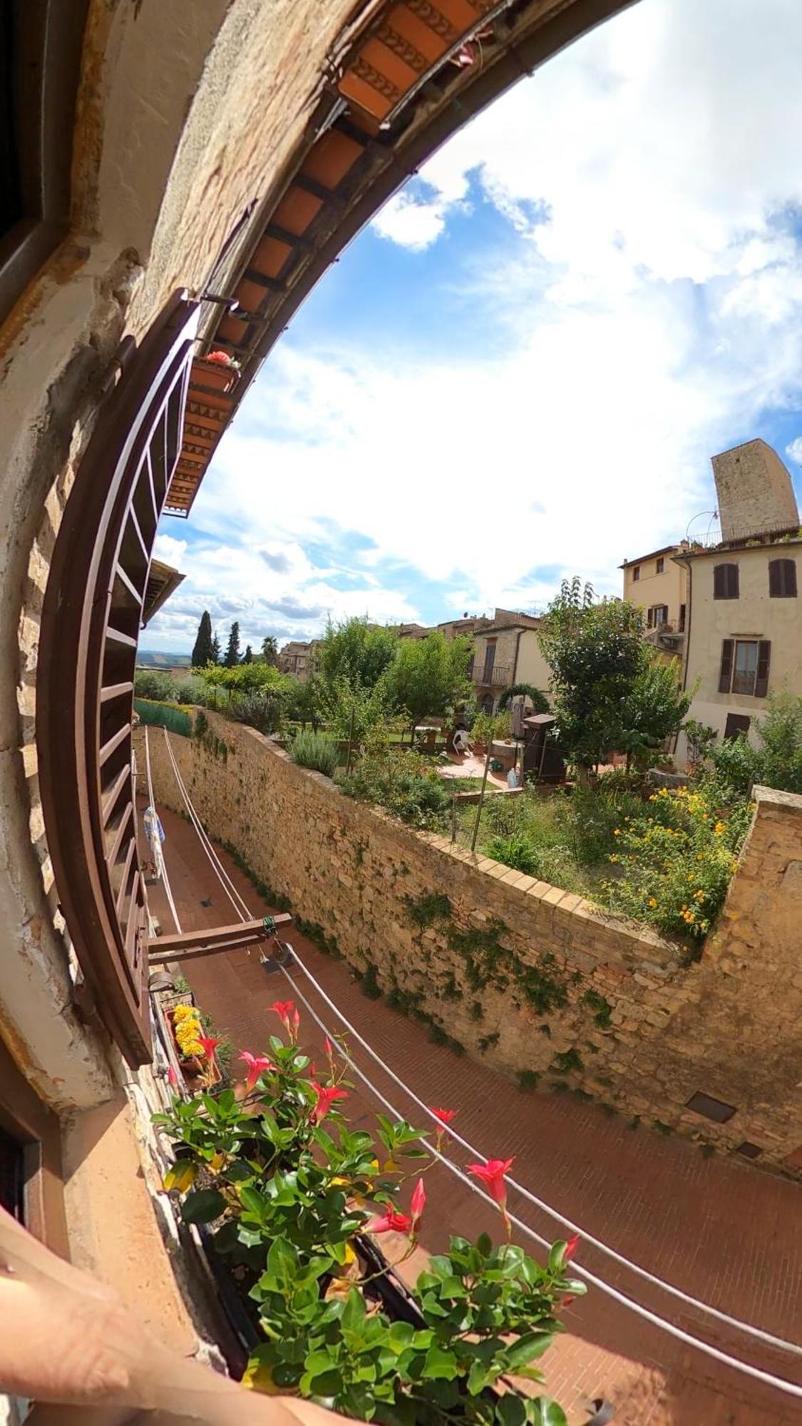 Appartamento Casa Nel Centro Storico San Gimignano Esterno foto